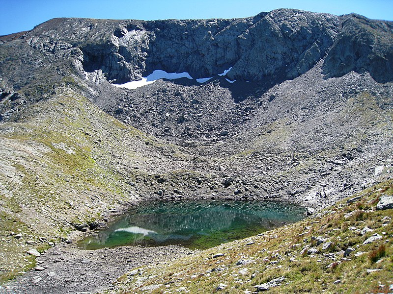 File:Lac de la Courbe - panoramio.jpg