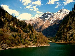 Lago di Malvaglia.jpg