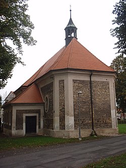 Farní kostel svatého Šimona a Judy v Lenešicích