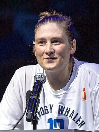 <span class="mw-page-title-main">Lindsay Whalen</span> American basketball player and coach