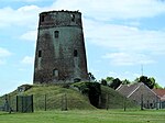 Looberghe, Fransa, vestige du moulin.jpg