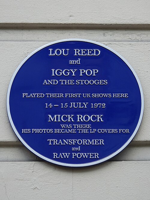Blue plaque at 275 Pentonville Road, London, marking the gigs of 14 and 15 July 1972 at which the Stooges and Lou Reed played; a photograph from one o