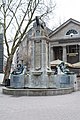 Deutsch: Mönckebergbrunnen in Hamburg-Altstadt. This is a photograph of an architectural monument. It is on the list of cultural monuments of Hamburg, no. 14877.