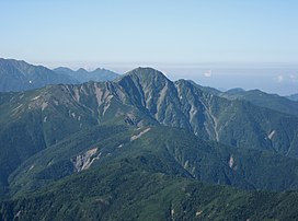 Mt.Shiomidake z Mt.Ainodake.jpg