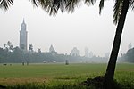 Thumbnail for File:Mumbai, India, Oval Maidan in fog.jpg