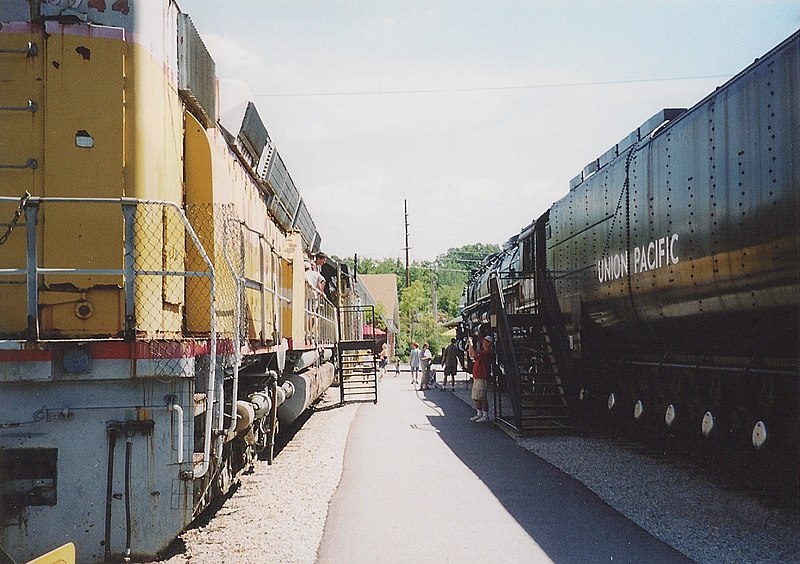 File:Museum of Transportation August 2004 04.jpg