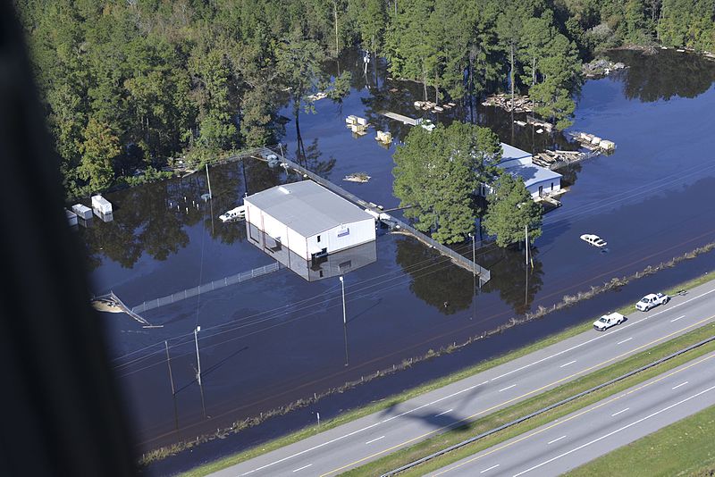 File:NCNG, Hurricane Matthew Relief Activities 161012-Z-WB602-163.jpg