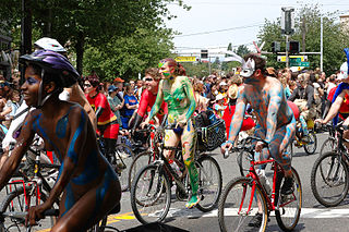 <span class="mw-page-title-main">Social nudity in Seattle</span> Lifestyle of living without clothing in Seattle