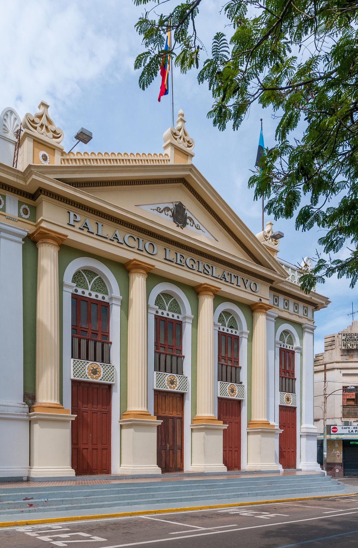 Multado Palacio del Blumer en Maracaibo por especulación