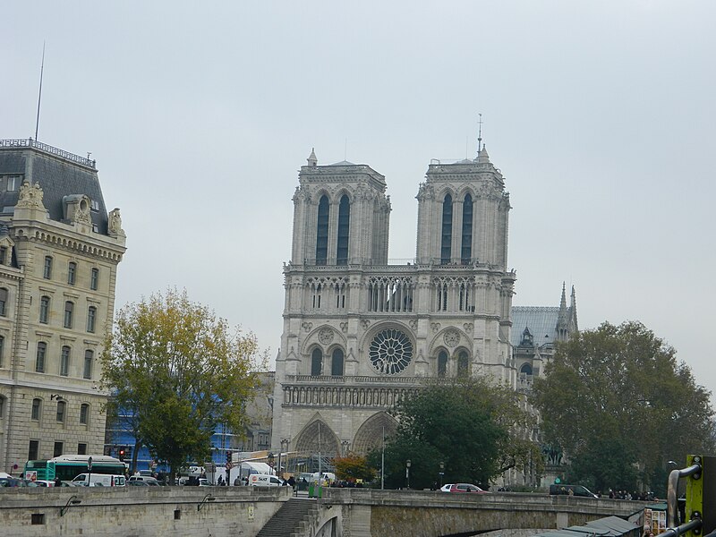 File:Paris Notre-Dame cathedral west facade remote view 01.jpg