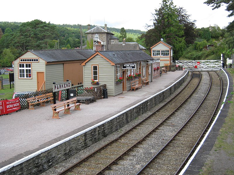 File:Parkend Station, Forest of Dean. - panoramio.jpg