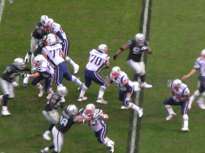 File:Patriots on offense at New England at Oakland 12-14-08 3.JPG