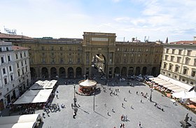 Przykładowe zdjęcie artykułu Piazza della Repubblica (Florencja)