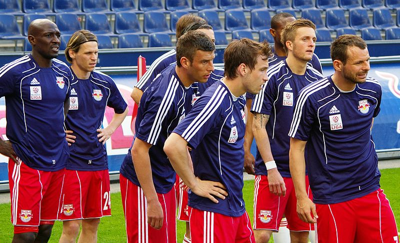 File:Players of Red Bull salzburg10.JPG