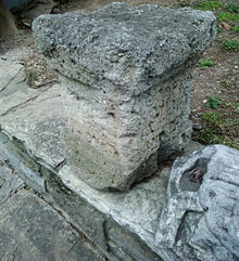 Altar of the Antiquity period, Maletaj, Vushtrri. Prehistoric altar.jpg