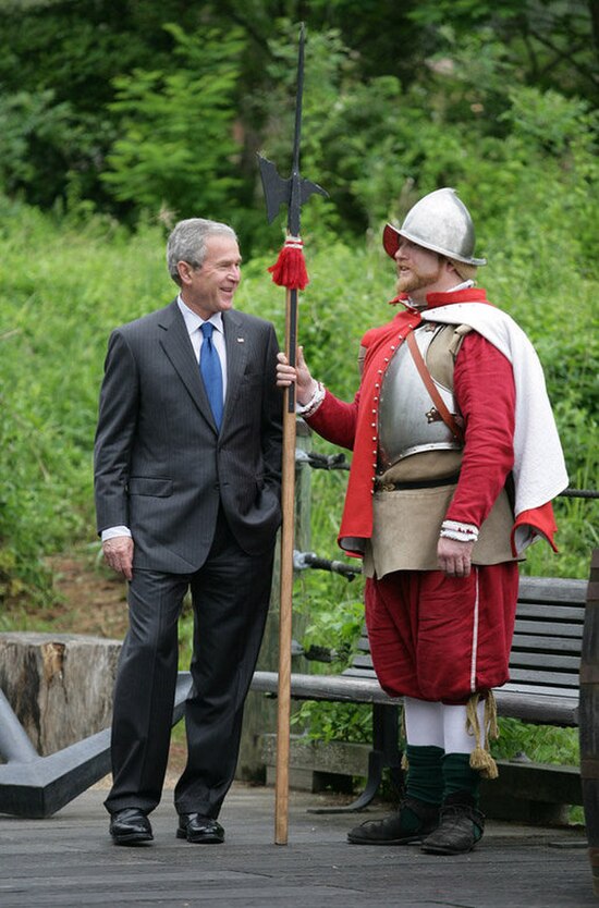 President George W. Bush speaks to a reenactor during the Jamestown 2007 event