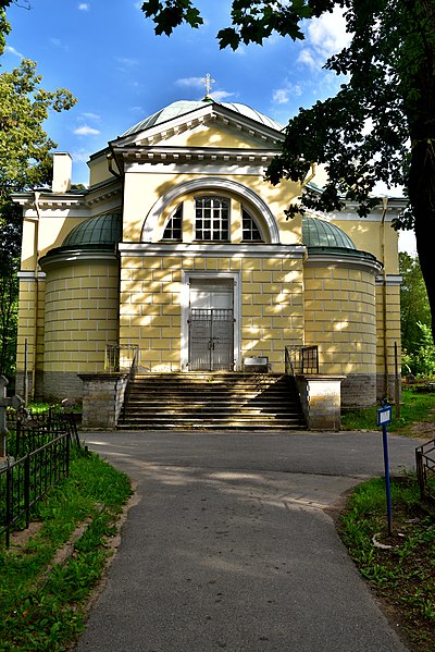 File:Pushkin. Kazan cemetery. Kazan church.jpg