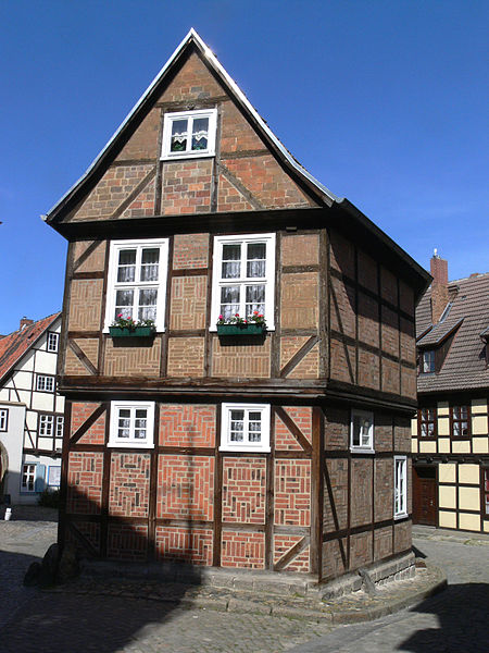 File:Quedlinburg Finkenherd.jpg