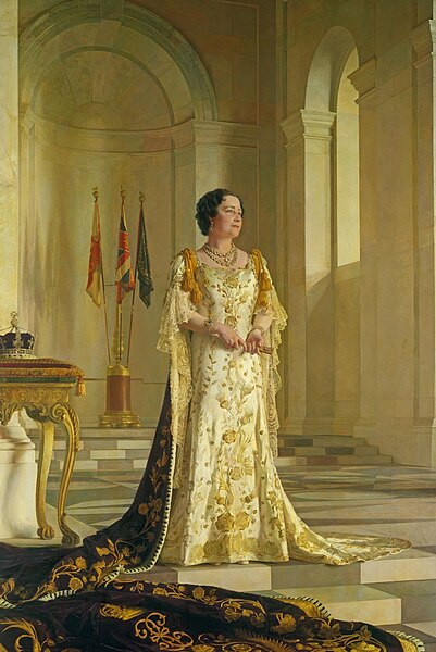 ملف:Queen Elizabeth Bowes Lyon in Coronation Robes by Sir Gerald Kelly.jpg