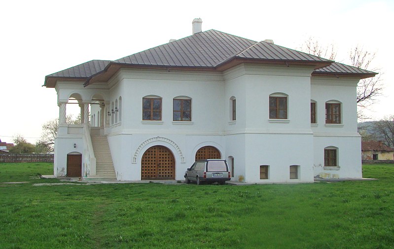 File:RO GJ Targu Jiu Casa lui Cornea Brailoiu (5).jpg