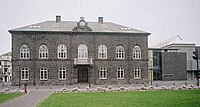 Alltingshuset vid Austurvöll i Reykjavik