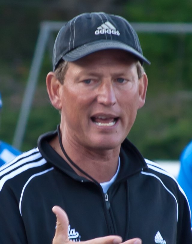 Rick Neuheisel - Wikipedia