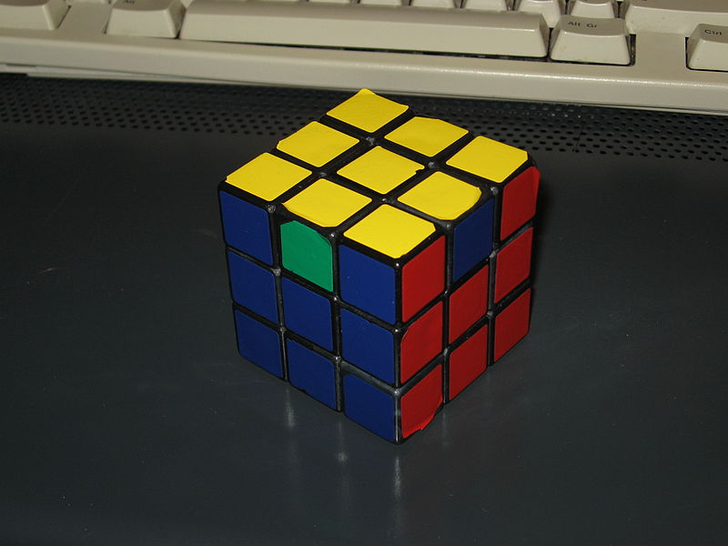 File:Rubik scrambled petrus 08.jpg