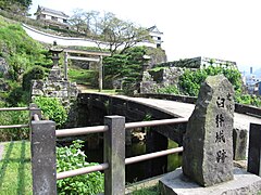Ruin of Usuki castle Furuhashi gate.JPG