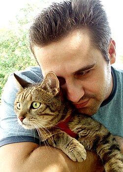 Сергей Палий и кот Ерошка.