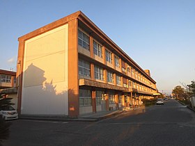 佐賀市立鍋島中学校