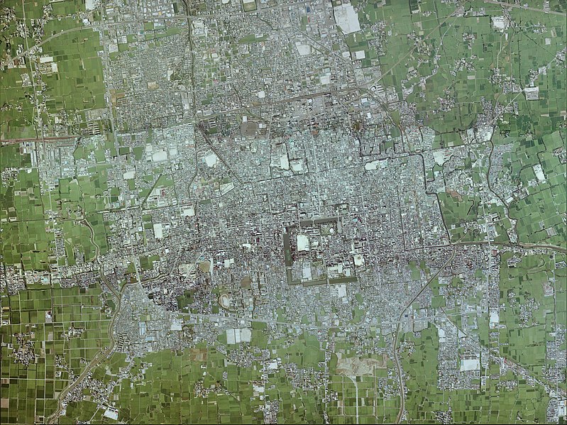 File:Saga city center area Aerial photograph.1987.jpg