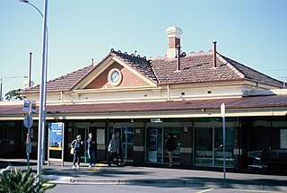<span class="mw-page-title-main">Sandringham railway station</span> Railway station in Melbourne, Australia