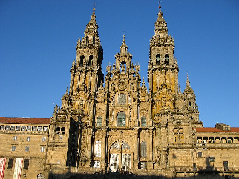 File:Santiago Cathedral 200408.jpg