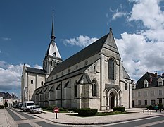 白色聖母修道院（法語：Abbatiale Notre-Dame-la-Blanche de Selles-sur-Cher）