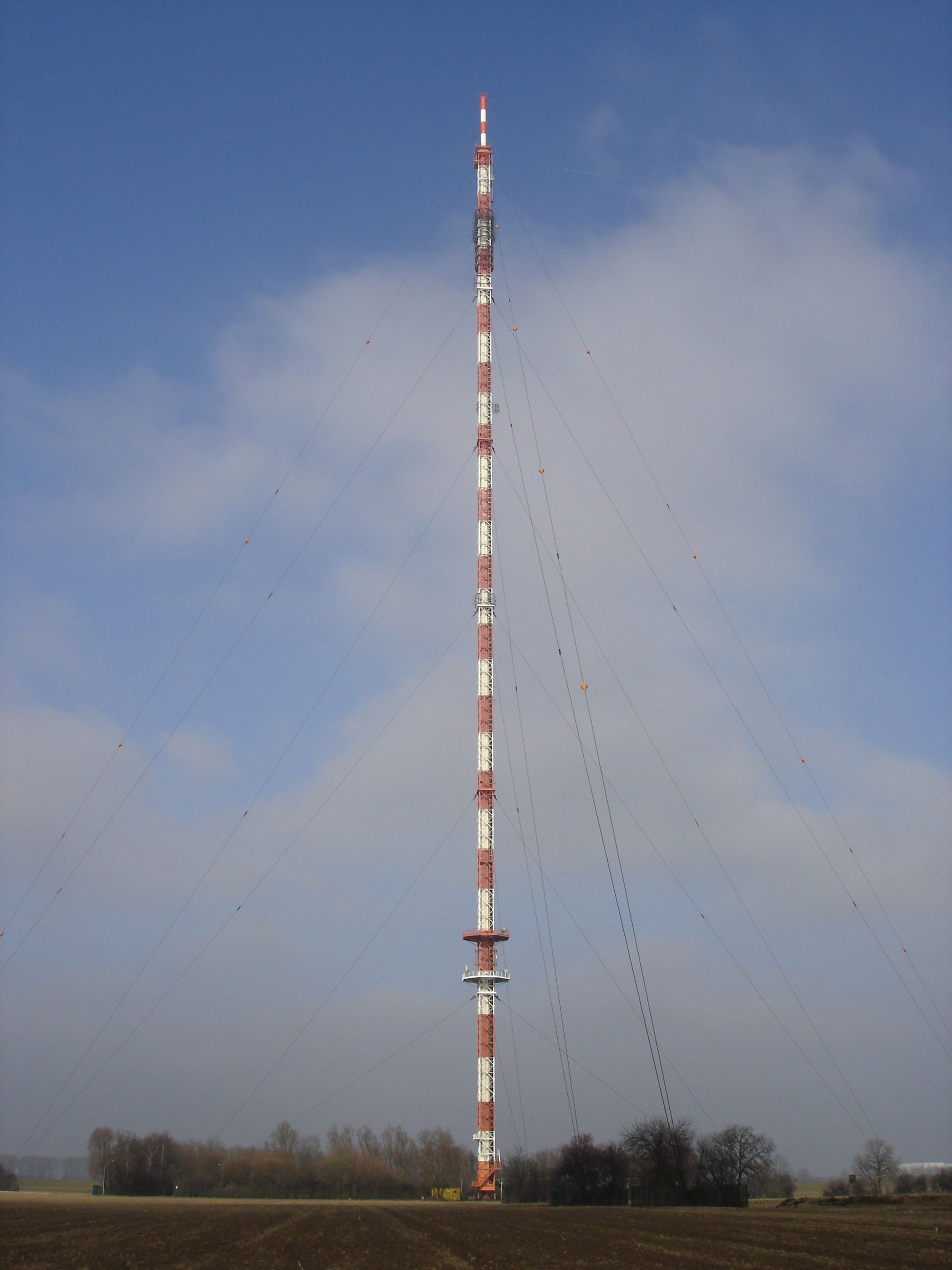 Wesel transmitter - Wikipedia