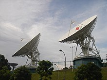 Satellite dishes of Singtel, along Bukit Timah Expressway. Singtel-dishes.JPG