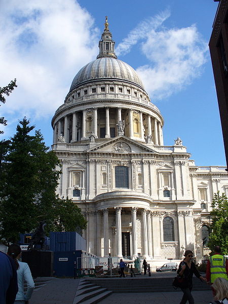 Fail:St._Pauls_Cathedral_with_dome.jpg