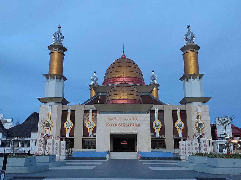 File:Sukabumi Grand Mosque 2022 01.jpg