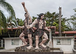 Dusun tribal leaders, Tamadon and Gombunan Tambunan Sabah Tambunan Tamadon-Gombunan-Memorial-03.jpg