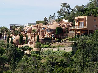 <span class="mw-page-title-main">Palais Bulles</span> House in Provence-Alpes-Côte dAzur, France