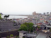 高台から片瀬江ノ島方面を展望