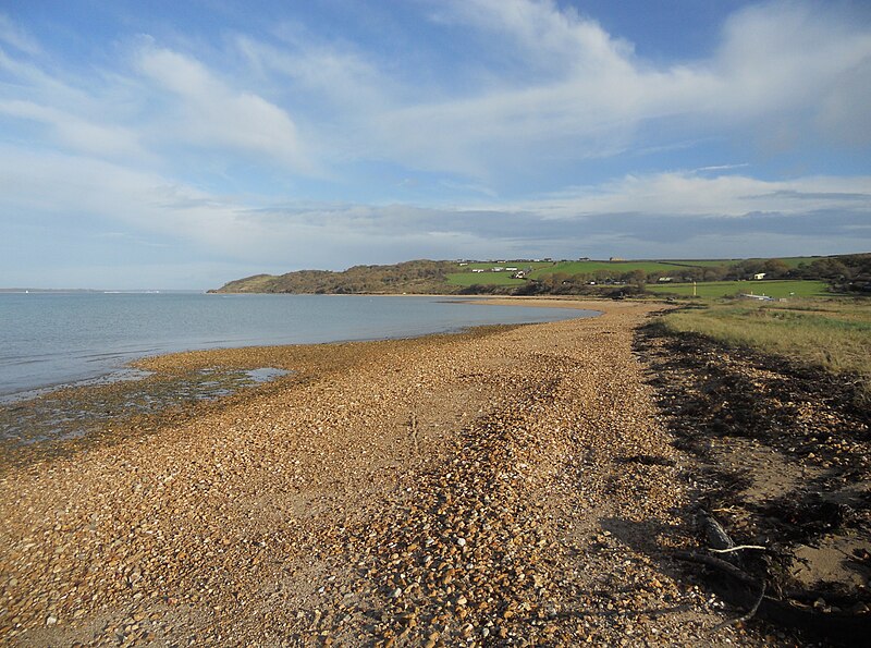 File:Thorness Bay, Isle of Wight, England (2).jpg