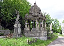 Tumba del rajá Rammohun Roy en el cementerio de Arnos Vale, Bristol, Inglaterra