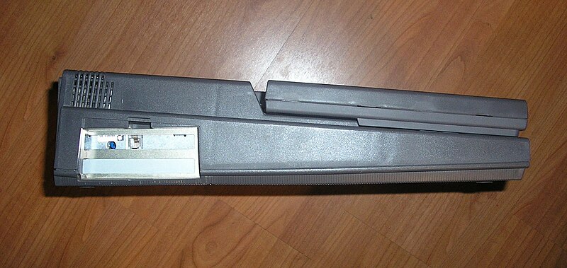 File:ToshibaT3200-side.jpg