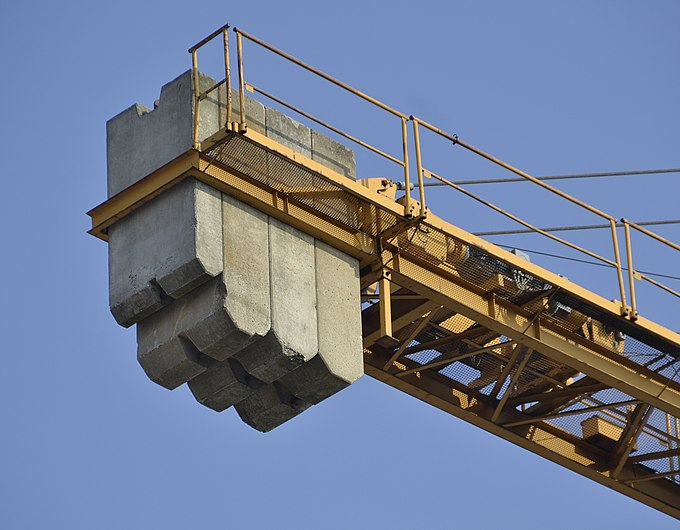 Tower crane counterbalance.JPG