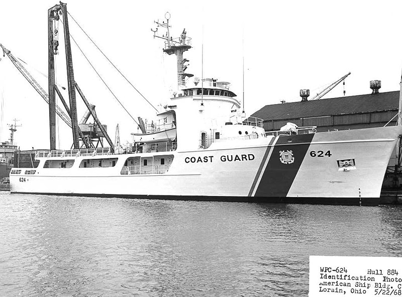 File:USCGC Dauntless WMEC-624.jpg