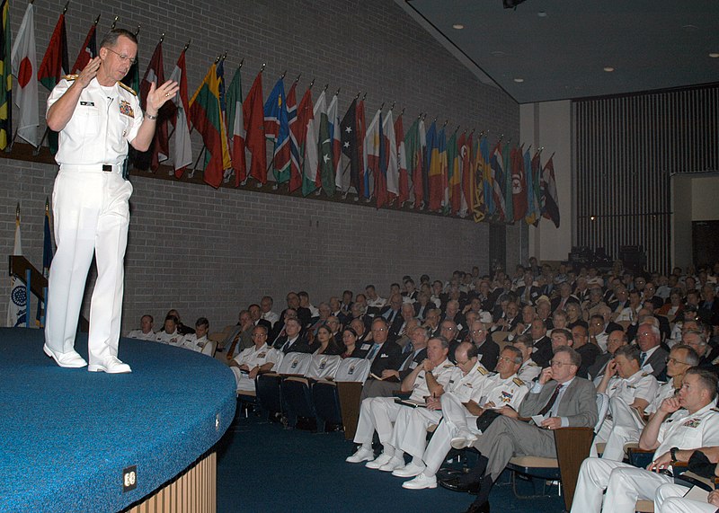 File:US Navy 060614-N-9852I-157 Chief of Naval Operations (CNO) Mike Mullen addresses the Naval War College's Current Strategy Forum in Spruance Auditorium.jpg