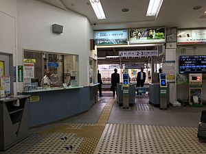 魚津車站閘口（2017年5月）
