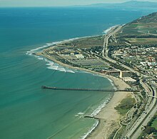 Ventura mit Blick auf Surfer's Point Ventura und dem 520 Meter langen Pier