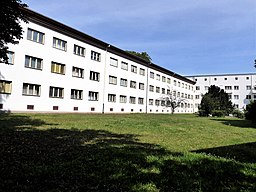Weiße Stadt Schillerring Hof
